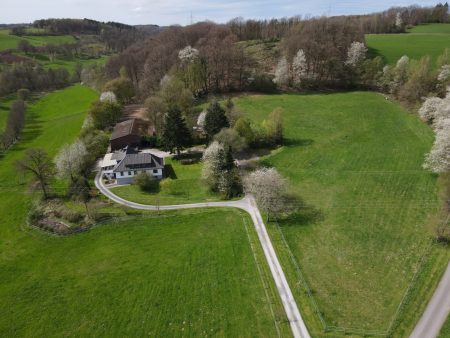 Luftbild: Gestüt Borner Hof von oben.